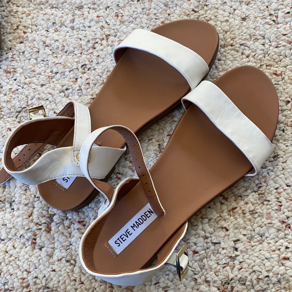 New Steve Madden Sandals